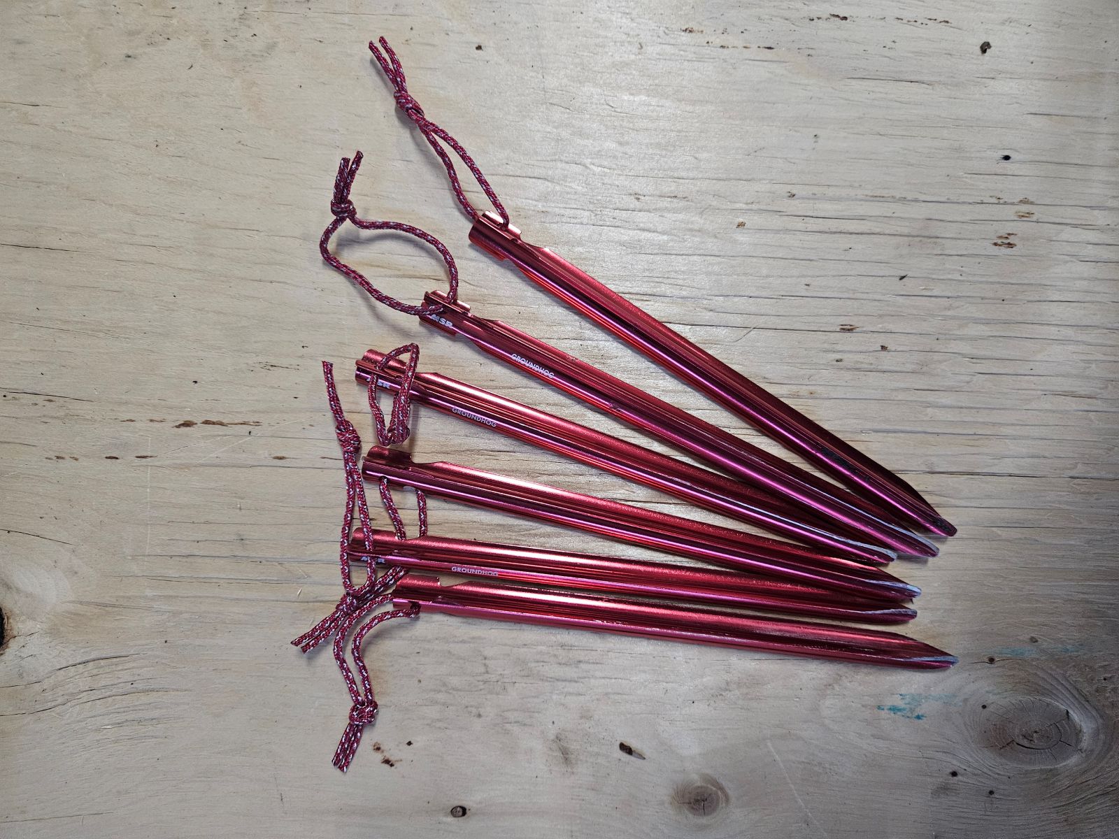 A 6-pack of MSR Groundhog Stakes